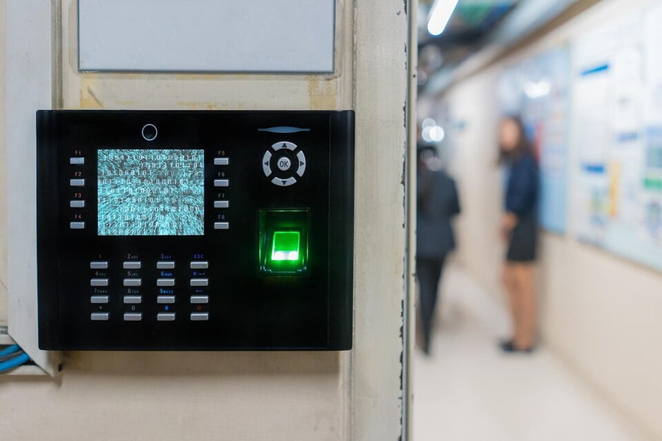 Biometric installation services in Navi Mumbai by AVL Technology