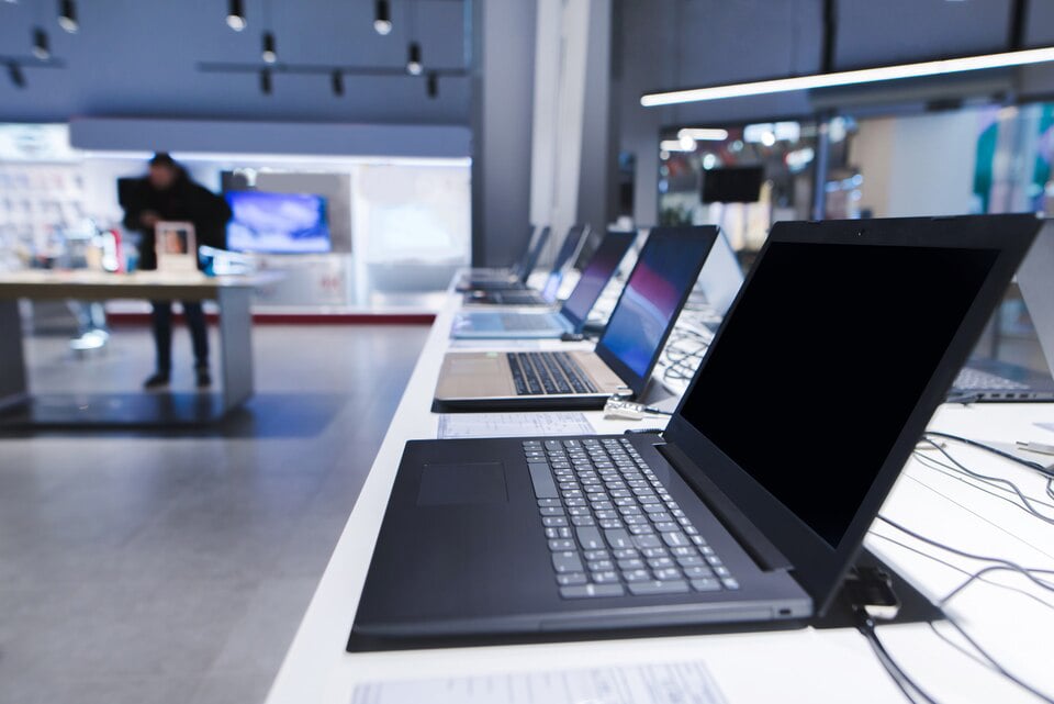 Computer sales and services by AVL Technology